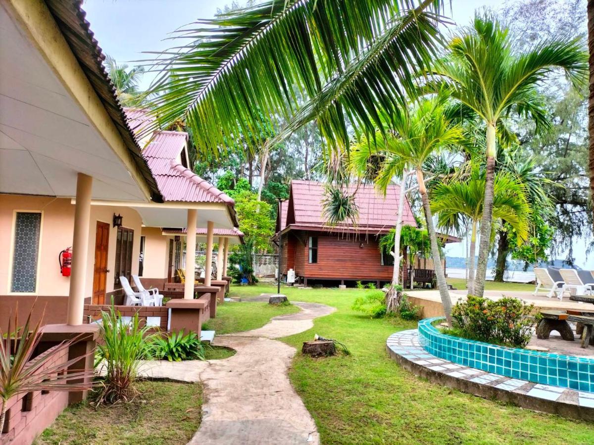 OYO 1033 Saladan​ Beach​ Resort Ko Lanta Exterior foto