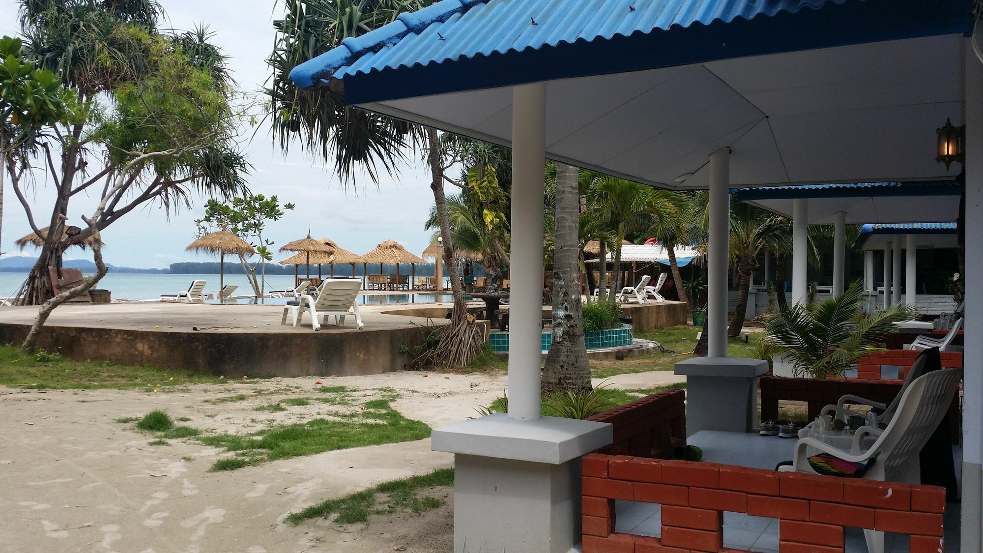 OYO 1033 Saladan​ Beach​ Resort Ko Lanta Exterior foto