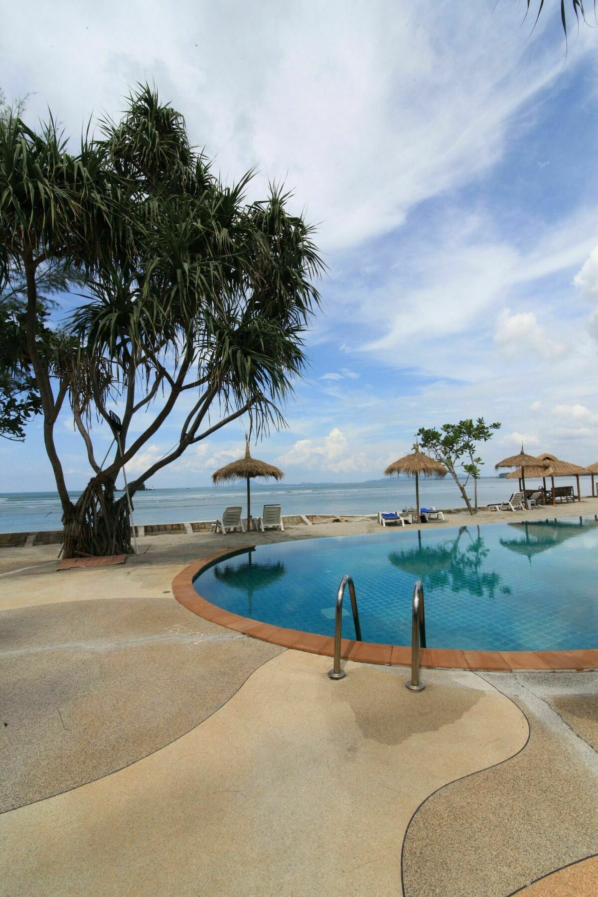 OYO 1033 Saladan​ Beach​ Resort Ko Lanta Exterior foto